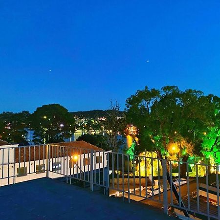 דה לאט Gold Night Hotel מראה חיצוני תמונה