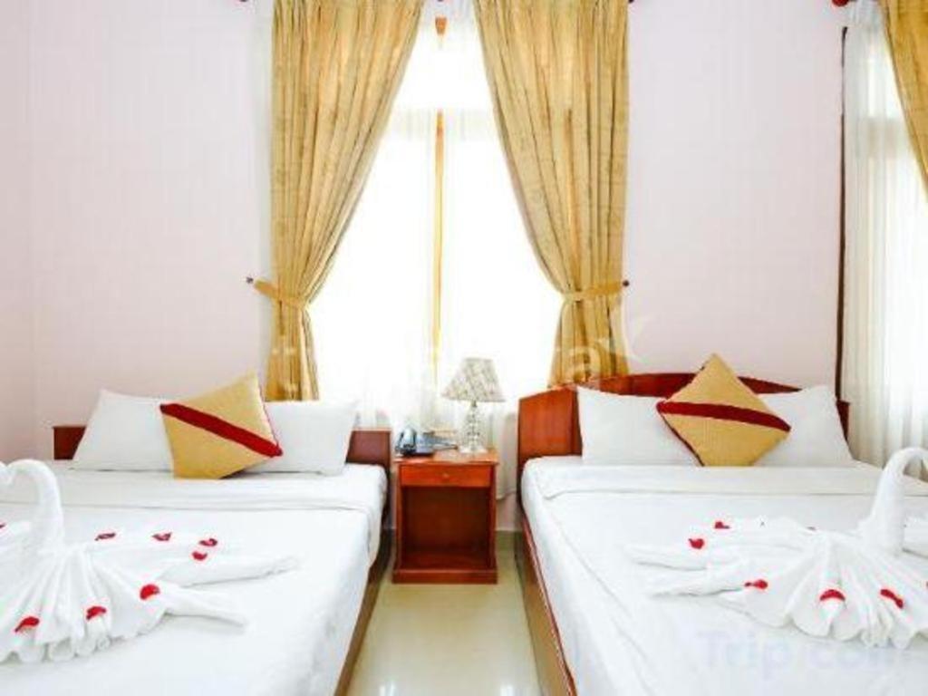 דה לאט Gold Night Hotel מראה חיצוני תמונה